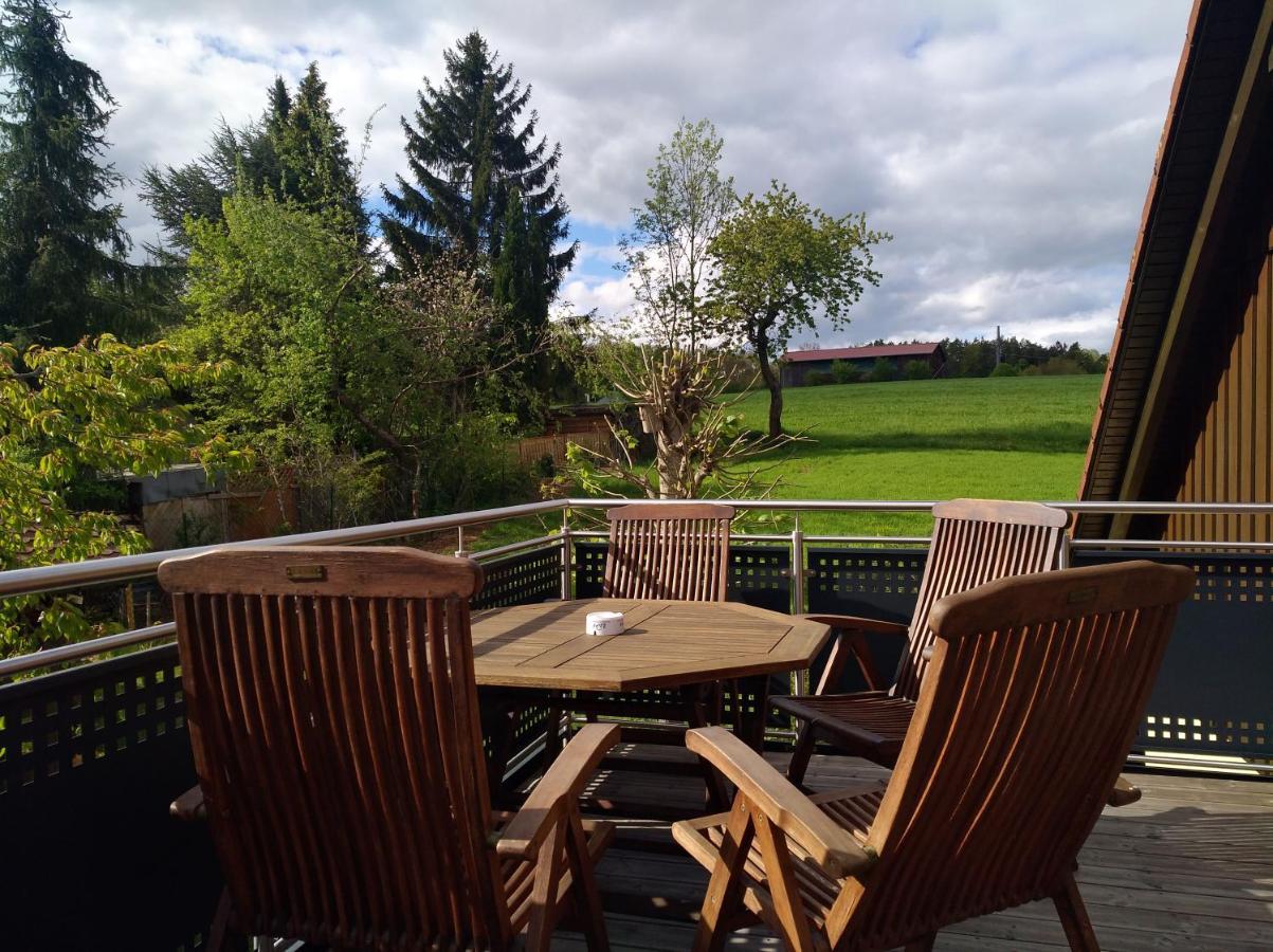Ferienwohnung Adelhardt Eckersdorf Bagian luar foto