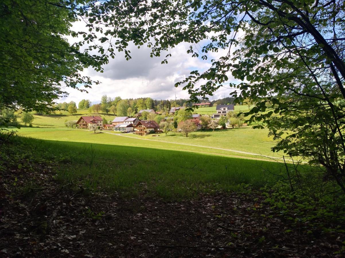 Ferienwohnung Adelhardt Eckersdorf Bagian luar foto